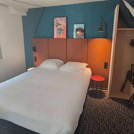 Hotel Ibis Paris Brancion Parc Des Expositions 15Eme Exterior foto
