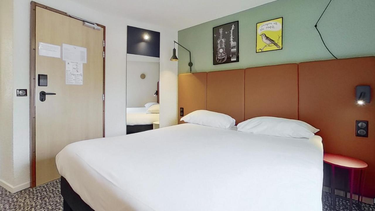 Hotel Ibis Paris Brancion Parc Des Expositions 15Eme Exterior foto